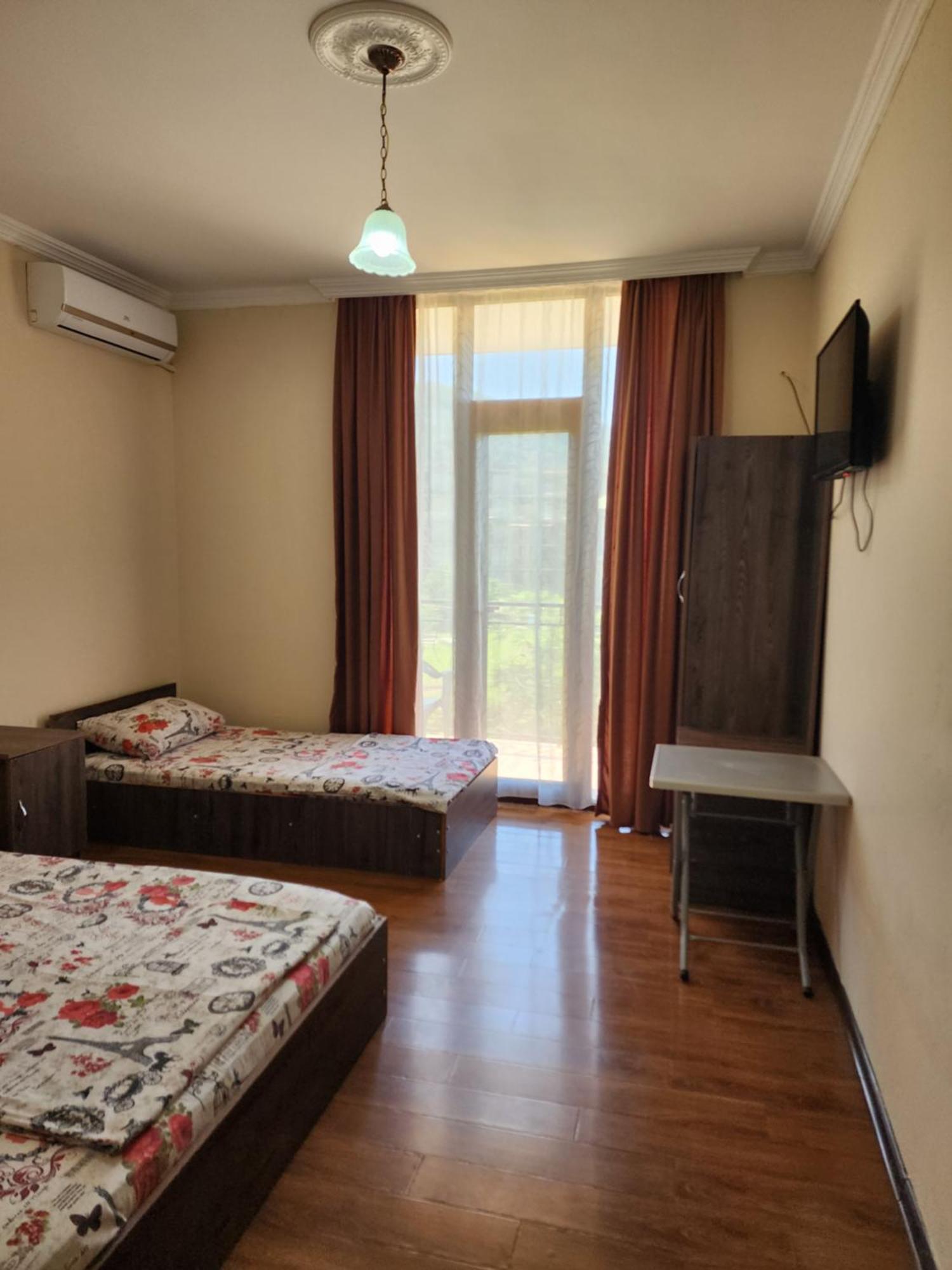 Vizitori Hotel Gonio المظهر الخارجي الصورة