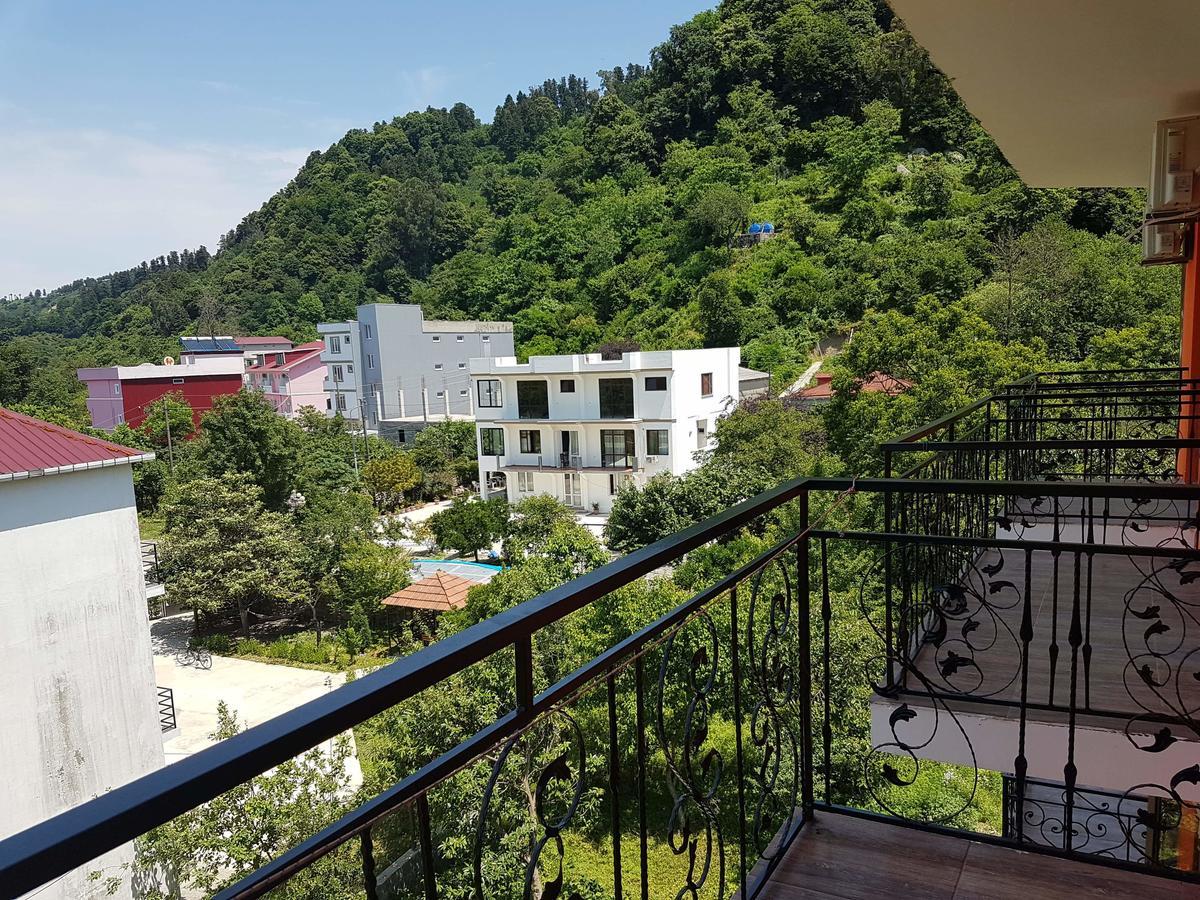 Vizitori Hotel Gonio المظهر الخارجي الصورة